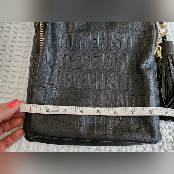 Steve Madden guitar strap crossbody bag - Picture 7 of 10